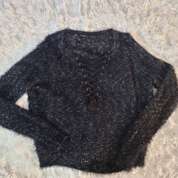 Express Sweater - Picture 2 of 8